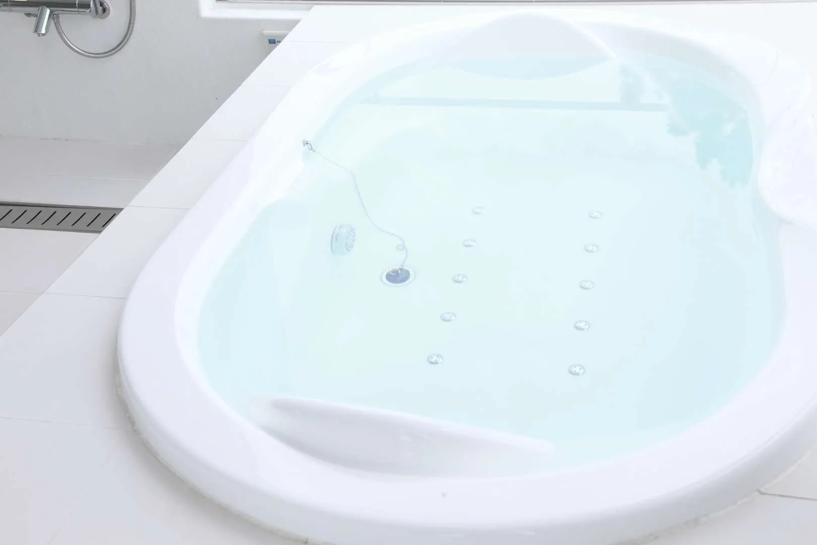 どの浴槽がベスト？素材ごとの特徴と選び方を徹底解説！